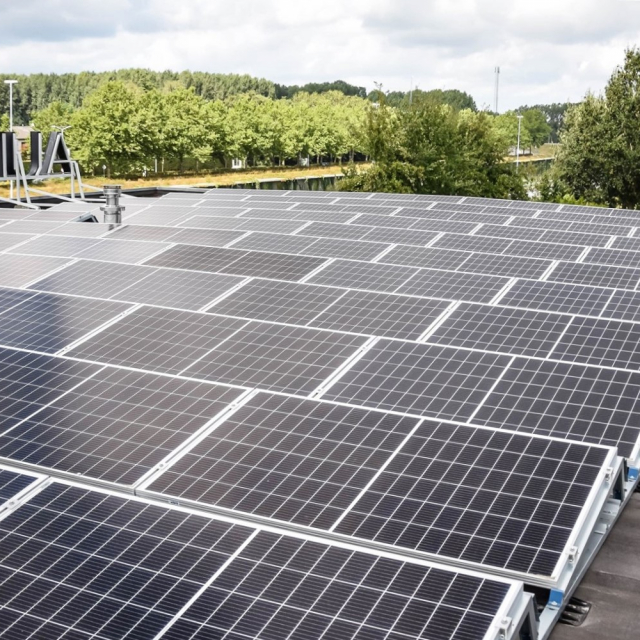 vd-akker-zonnepanelen-4